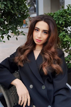 Pretty girl maka from tbilisi with Dark Brown hair age 27 photo-1