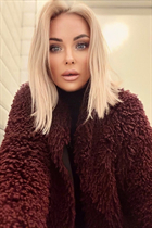 Jolie femme allemande yanina de berlin avec Blond cheveux 46 ans photo-3