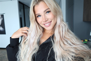 Stunning Ukrainian woman mariia from lviv with Blonde hair age 20 photo-12