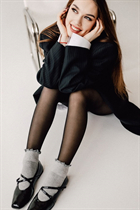 Beautiful women from ukraine olena from zhitomir with Light Brown hair age 22 photo-2