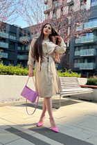 Pretty Ukrainian girl zhanna from zaporozhye with Dark Brown hair age 27 photo-1