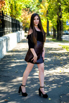 Stunning Ukrainian woman inna from nikolaev with Dark Brown hair age 28 photo-1
