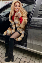Dama de Ucrania yulia de kiev con pelo Rubio y edad 47 photo-6
