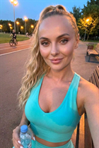 Belarusian woman alisa from minsk with Blonde hair age 35 photo-21