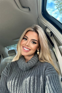 Beautiful woman of ukrainian darina from kiev with Light Brown hair age 24