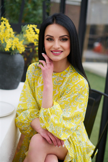 Ukrainian pretty girl victoria from kiev with Black hair age 39