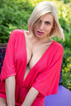 Ukrainian girl tany from kiev with Blonde hair age 45 photo-9