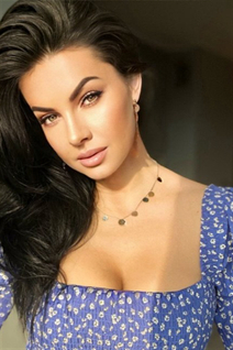 Ukrainian girl victoria from kiev with Dark Brown hair age 41