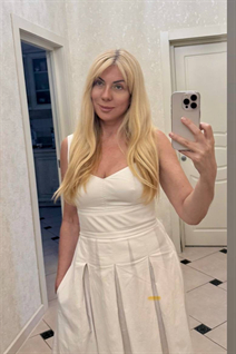 Belle mariée ukrainienne irina de odessa avec Chatain clairs cheveux, âge 58