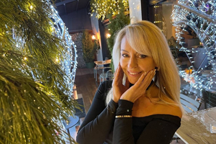 Femme parfaite elena de vienna avec Blond cheveux, âge 51 photo-23