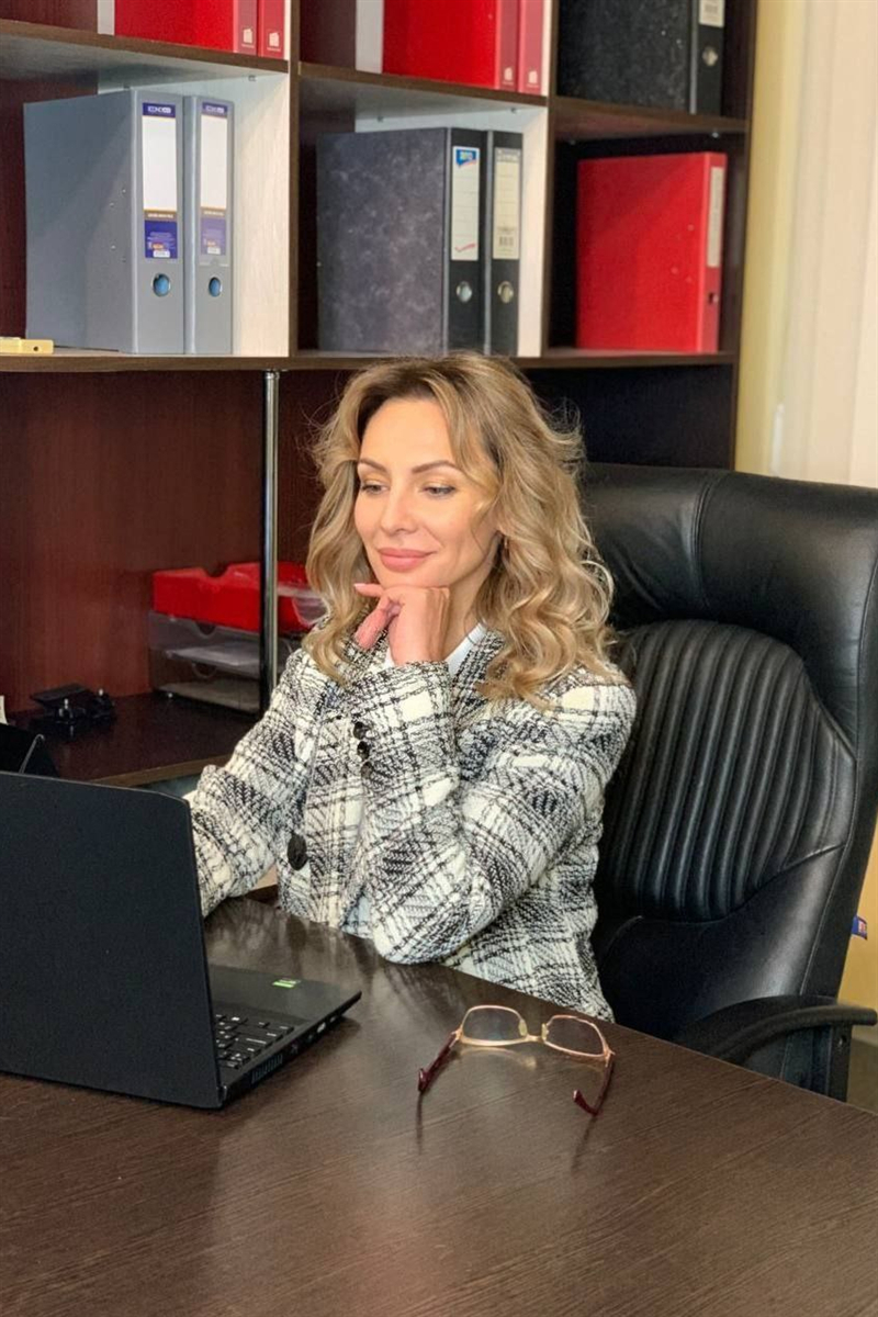 Charming Natali (47 y.o.) from Nikolaev with Blonde hair - ID 823145