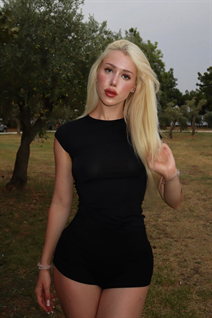 Femme ukrainienne pour le mariage bogdana de kiev avec Blond cheveux, âge 23