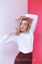 Ukrainian girl model anastasiya from berdyansk with Blonde hair age 28 photo-7