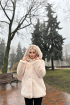 Beautiful Ukrainian girl alina from chernigov with Blonde hair age 26 photo-10
