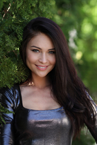 marbella bride yana with Black hair age 40 photo-30