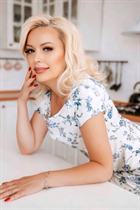 Ukrainian girl viktoria from zaporozhye with Blonde hair age 54 photo-6