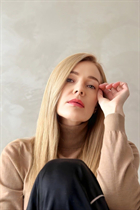 Girl from terracina nelia with Blonde hair age 44 photo-6