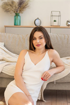 Salir con chica ucraniana sofia de kharkiv con pelo Marrón claro y edad 28 photo-2