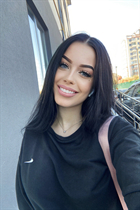 Ukrainian pretty girl nicole from kiev with Black hair age 25 photo-4