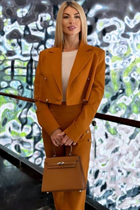 Bride from miami irina with Blonde hair age 39 photo-28