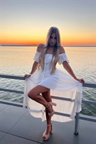 Bride from tallinn svetlana with Blonde hair age 34 photo-11