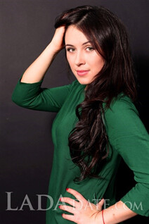 Mail order bride catalog tetyana from alchevsk with Black hair age 32