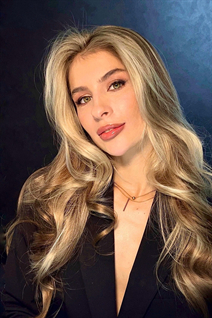 Ukrainian jolie fille olena de kiev avec Blond cheveux, âge 26