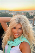 Femme ukrainienne pour sortir avec natalia de odessa avec Blond cheveux, âge 52