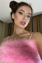 Beautiful woman of ukrainian yana from odessa with Light Brown hair age 24 photo-30