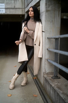 Femme allemande lolita de chemnitz avec Noirs cheveux 27 ans photo-1