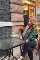 Date ukrainian svetlana from kyiv with Blonde hair age 46 photo-2