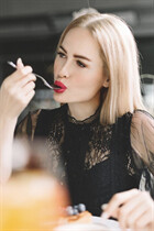 Beautiful russian woman anastasiya from sochi with Blonde hair age 38 photo-4