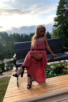 Novia de kiev marina con pelo Rubio y edad 35 photo-17