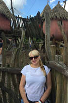 Sortir avec une femme allemande svetlana de berlin avec Blond cheveux 56 ans photo-13