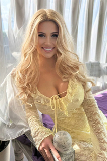 Date ukrainienne tatyana de kiev avec Blond cheveux, âge 25