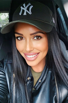 Rencontre femme ukrainienne elena de kharkov avec Noirs cheveux, age 37 photo-5