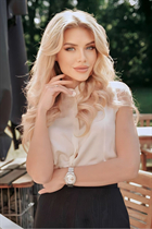 German girl julia from hamburg with Blonde hair 41 years old photo-2