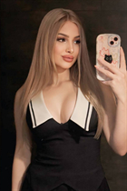 Ukrainian lady karyna from kiev with Blonde hair age 22 photo-3