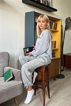 Girl from astana irina with Blonde hair age 34 photo-12