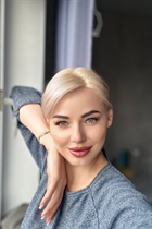 Beautiful woman of ukrainian elena from dnepr with Blonde hair age 49 photo-15