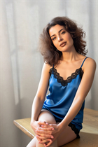 Single Ukrainian lady yuliana from kyiv with Dark Brown hair age 46 photo-4