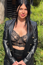 Dating a ukrainian woman maria from nice with Black hair age 33 photo-4