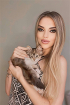 Ukrainian mail order bride oksana from lviv with Light Brown hair age 30 photo-5