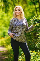 Dating a german woman julia from cologne with Black hair 43 years old photo-6