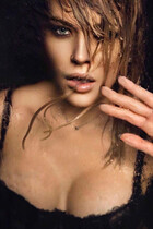 Ukrainian beauty elena from rome with Blonde hair age 36 photo-4