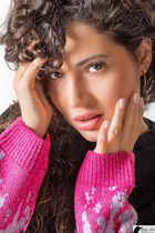 Bride from gent anhelina with Dark Brown hair age 30 photo-1