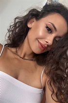 wroclaw bride yana with Light Brown hair age 28 photo-58