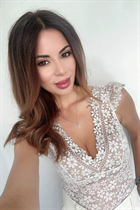 Esposa de Ucrania yana de kharkov con pelo Marrón oscuro y edad 43 photo-13