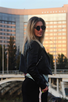 Date Ukrainian women inna from kyiv with Blonde hair age 32 photo-15