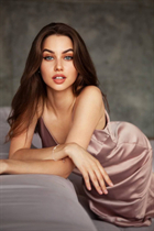 Dating a ukrainian girl natali from kiev with Dark Brown hair age 28 photo-3